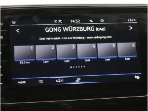 Volkswagen Passat Variant Elegance 2.0 TDI DSG / Pano, AHK