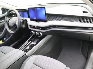 Volkswagen Golf VIII Life 1.5 eTSI DSG / CarPlay, LED, RFK