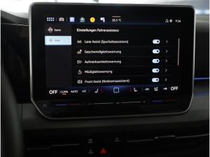 Volkswagen Golf VIII 2,0 TDI Life ACC Standheizg R-Kamera AppConnect SideAssist 16"