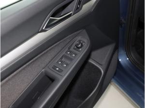 Volkswagen Golf VIII 2,0 TDI Life ACC Standheizg R-Kamera AppConnect SideAssist 16"