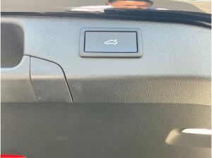 Volkswagen Passat Elegance 1.5 eHybrid DSG Keyless AHK Allwetterreifen Navi Kamera ACC