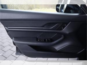 Porsche Taycan Sport Turismo (476 PS) /PERFORMANCE PLUS/