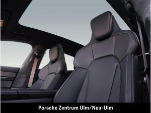 Porsche Taycan Turbo Cross Turismo