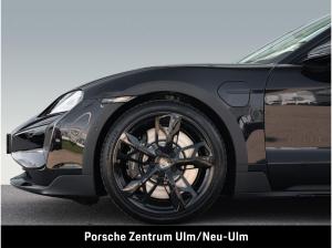 Porsche Taycan Turbo Cross Turismo