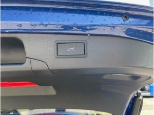 Volkswagen Passat Variant 1.5 eTSi DSG Business R-Kamera Navi elektr. Heckklappe 17Zoll SideAssist ACC