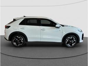 Volkswagen T-Roc 1.5 eTSI DSG R-Line KAMERA ACC PDC APP CONNECT