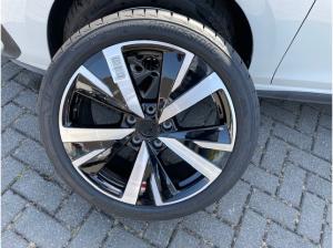 Volkswagen Golf VIII GTE eHybrid 18Zoll BlackStyle IQ-Light Navi SideAssist Head-up