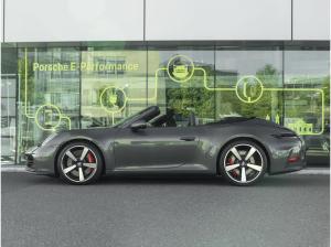 Porsche 911 🌿Carrera 4S Cabriolet | Aventuringrünmetallic ✨ | Sofort verfügbar 🏁