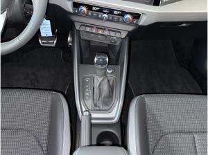 Audi A1 S line 25 TFSI 70(95) kW(PS) S tronic