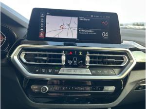 BMW X4 xDrive20d AHK/Panorama Finanzierung ab 1,49%
