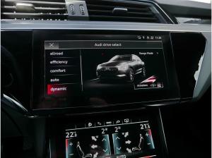 Audi e-tron 55 qu. S line *Matrix*AHK*DAB*RFK*SHZ*
