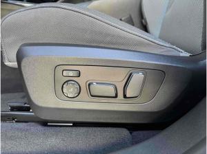 BMW X3 20 xDrive AdapLED DA+ PA+ AHK HuD H/K 19 LM