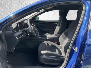 Skoda Superb Combi Sportline iV/Navi/AHK/Matrix/Kamera