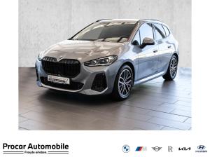 BMW 220 220i Active Tourer M Sport + DA+ + PA+ + AHK + PANO + ADAP LED + HUD + UVM