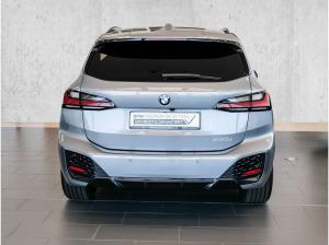 BMW 220 220i Active Tourer M Sport + DA+ + PA+ + AHK + PANO + ADAP LED + HUD + UVM
