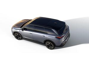Peugeot 5008 GT Plug-In Hybrid 195 DSC7