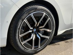 BMW i7 eDrive50 M SPORT+KRISTAL+KAMERA+ACC+ICONIC