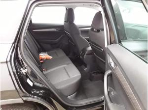 Skoda Karoq Selection 1,5 TSI DSG - Navi LED SHZ Smart LInk  Einparkhilfe LM MFL ACC Kamera