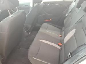 Skoda Kamiq Essence 1.0 TSI - Smart Link LED SHZ Einparkhilfe MFL ZV Klima