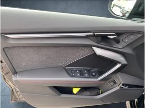 Audi RS3 RS 3 Limousine S tr. RS-Abgas Matrix PANO HUD