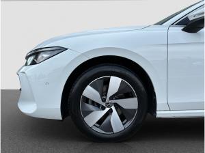 Volkswagen Passat Variant 1.5 eTSI DSG Business KAMERA ACC LED NAVI
