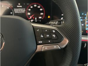 Volkswagen Touareg V6 R-LINE ALLRADLENKUNG PANO AHK LM22