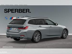 BMW 320 i Tour.  AHK, Keyless, Parkass. +,  HuD, uvm.