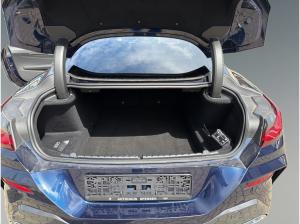 BMW M850 i Coupe. xDri.,  Dri. Ass. Prof.,  Park. Ass. +.,  Keyless.,  Soft Close.,  uvm.