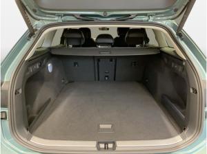 Volkswagen Passat Variant Business 1.5 eTSI DSG 360 ACC AUT