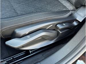 BMW 120 120d HeadUp/IconicGlow/ACC Finanzierung ab 0,49%