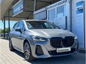 BMW 220 220i Active Tourer M-Sport Finanzierung ab 0,49%