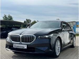 BMW 550 550e xDrive Lim. SitzLüft Finanzierung ab 2,49%