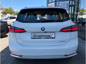 BMW 220 220i Active Tourer Luxury Finanzierung ab 0,49%