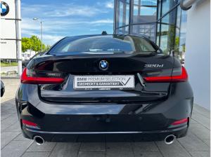 BMW 320 320d Lim. HeadUp/360 Finanzierung ab 2,49%