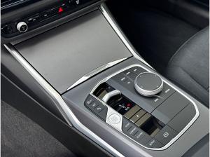 BMW 320 320d Lim. HeadUp/360 Finanzierung ab 2,49%