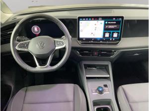 Volkswagen Tiguan Basis (AHK.Navi.App-Connect.SHZ.Kamera) 1.5l eTSI DSG