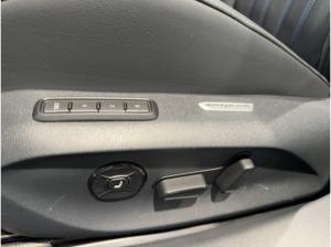 Volkswagen Passat Variant 1.5TSI DSG R-Line P-DACH AHK LEDER