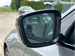 BMW 330 330e xDrive Lim HUD/AdaLED Finanzierung ab 2,49%