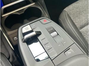BMW 220 i Active Tourer //Anhängerkupplung 17 LM