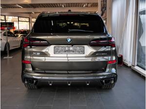 BMW X5 xDrive40d M Sport Pro PANO AHK NAVI LED Mass.