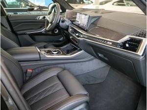 BMW X5 xDrive40d M Sport Pro PANO AHK NAVI LED Mass.