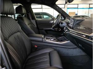 BMW X5 xDrive40d M Sport Pro PANO AHK NAVI LED Mass.
