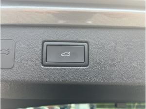 Volkswagen T-Roc R-Line 1.5 l eTSI OPF DSG, IQ.LIGHT,HUD,Kamera