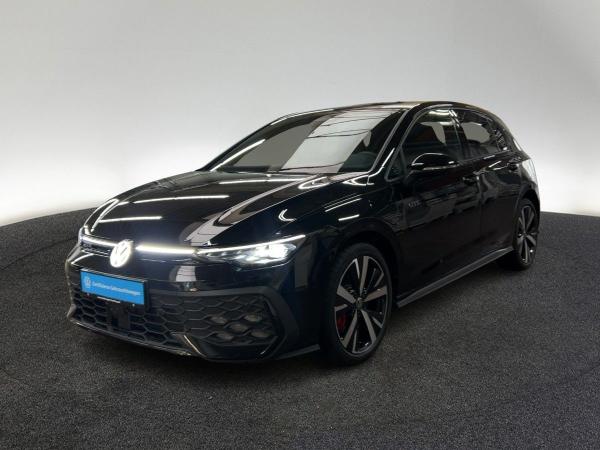 Volkswagen Golf VIII 1.5 GTE DSG AHK DCC IQ.Light TravelAs.