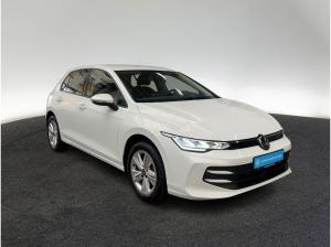 Volkswagen Golf VIII 1.5 eTSI Life DSG Rear View App-Connect