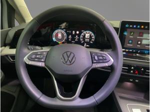 Volkswagen Golf VIII 1.5 eTSI Life DSG Rear View App-Connect
