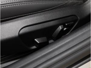 BMW Z4 sDrive30i HUD ACC RFK NAVI LED Sound Syst.