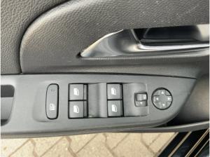 Opel Corsa F 1.2 Turbo GS Line LED+Fernlichtass.+LM