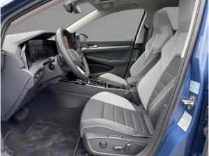 Volkswagen Golf VIII Variant Style 2.0 TDI DSG AHK DCC PANO
