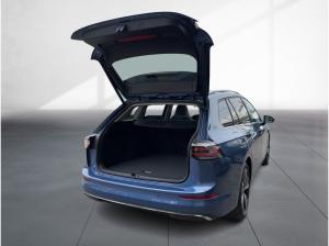 Volkswagen Golf VIII Variant Style 2.0 TDI DSG AHK DCC PANO